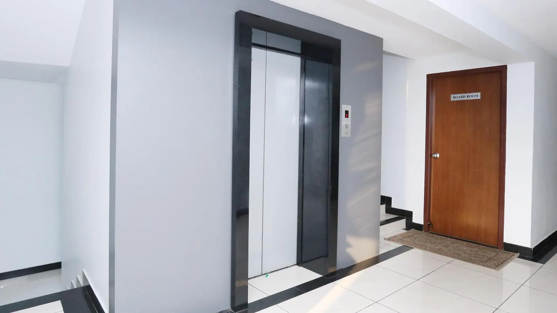 Super Townhouse Malabar Illam Hotel Kochi