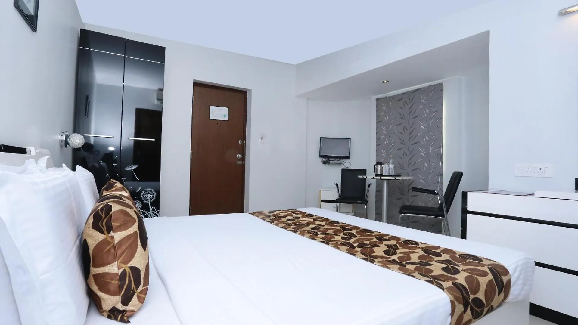 Super Townhouse Malabar Illam Hotel Kochi