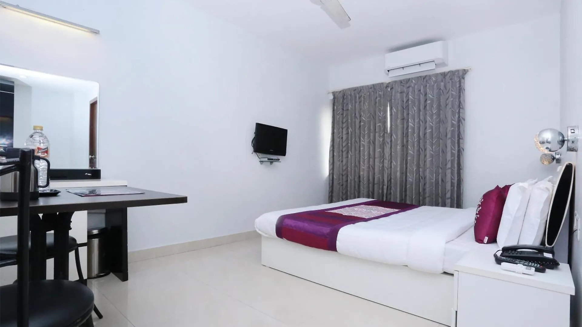 Super Townhouse Malabar Illam Hotel Kochi 4*,