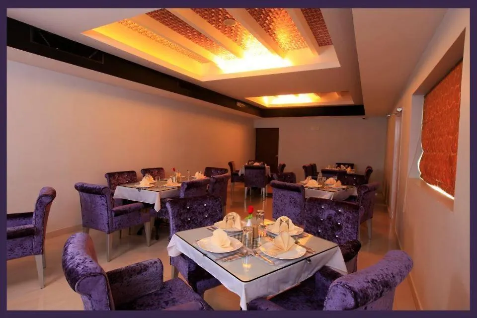 Super Townhouse Malabar Illam Hotel Kochi India