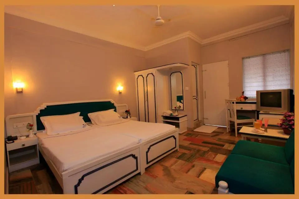 Super Townhouse Malabar Illam Hotel Kochi
